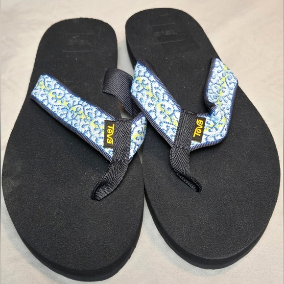 Women's Teva Mush II Companera Flip Flop Thong Sandals, Size 8 - Picture 1 of 4